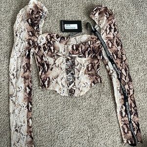 PrettyLittleThing Blouse